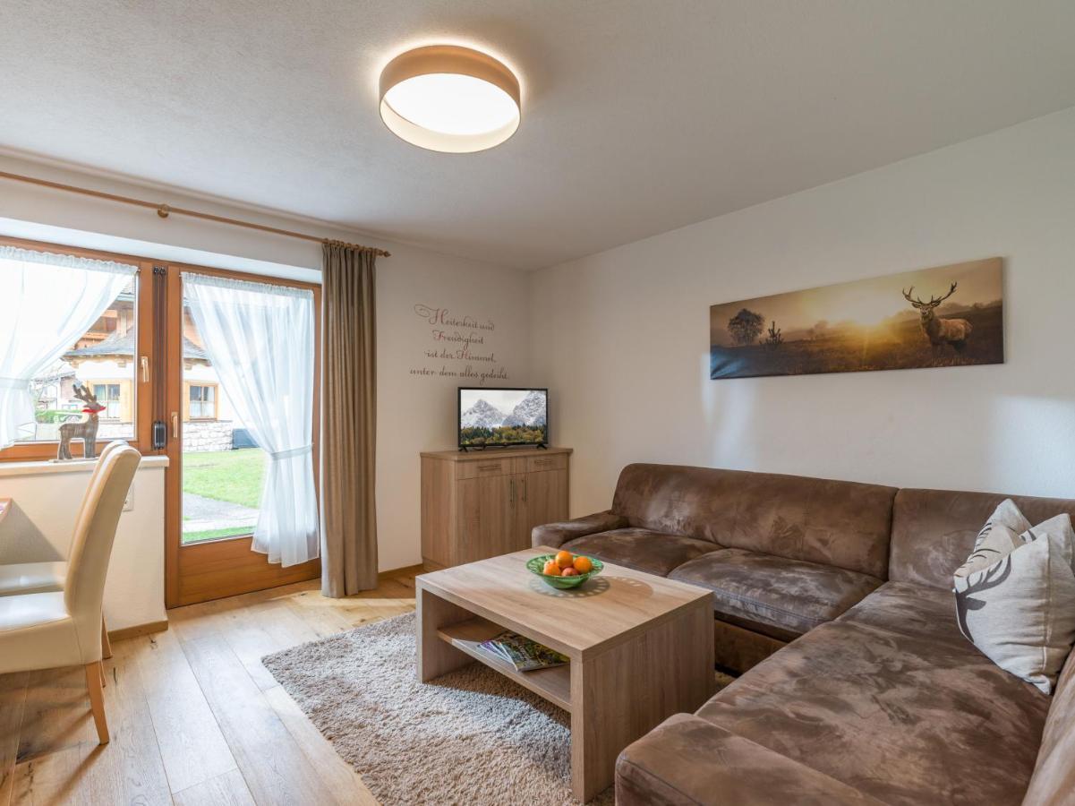 Gaestehaus Schwaiger - Wiesenweg Kössen Pokoj fotografie